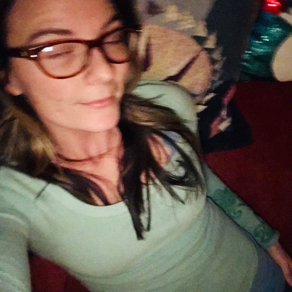 Meet your Posher, Estella - Picture 4 of 15